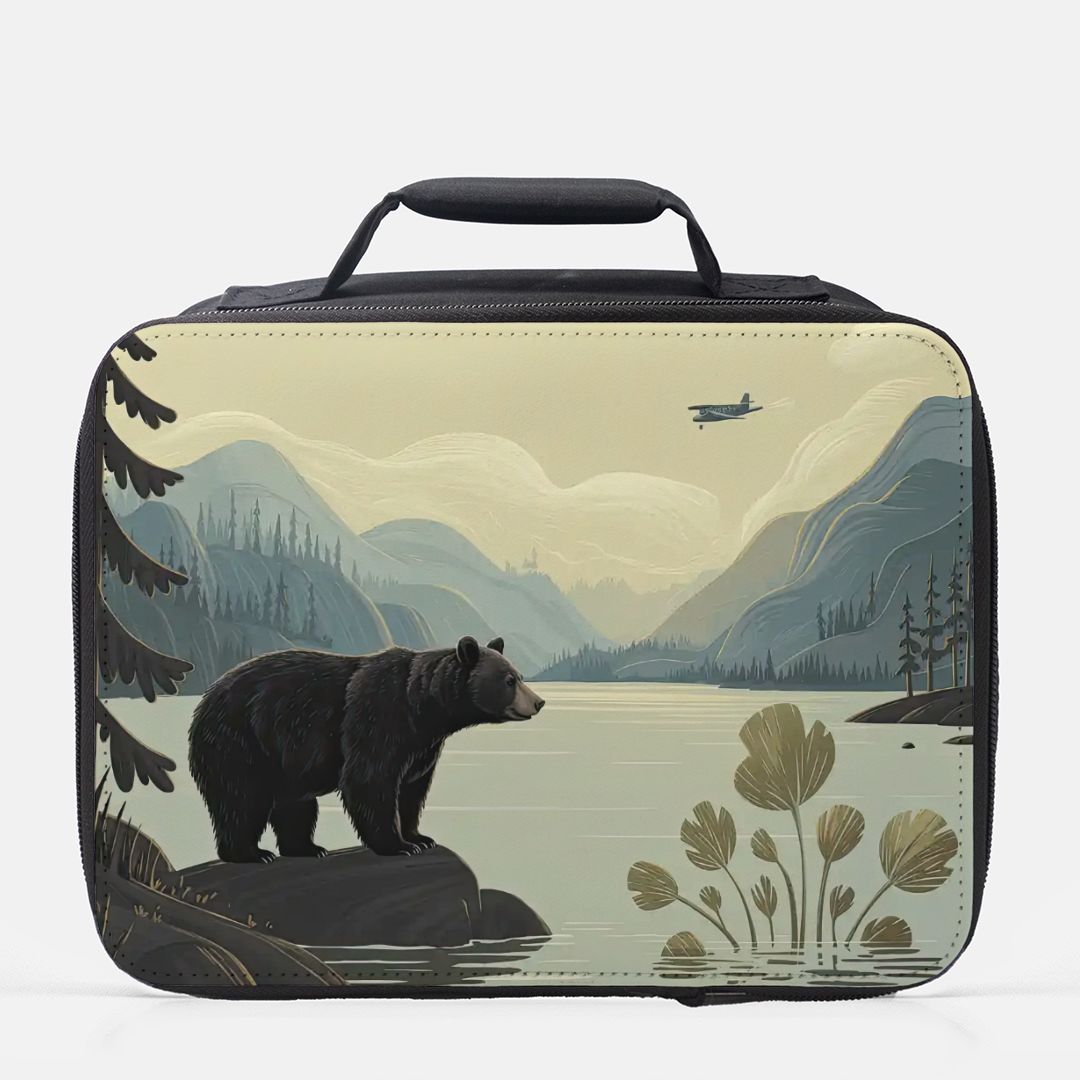 insulated lunch bag with bear and nature design