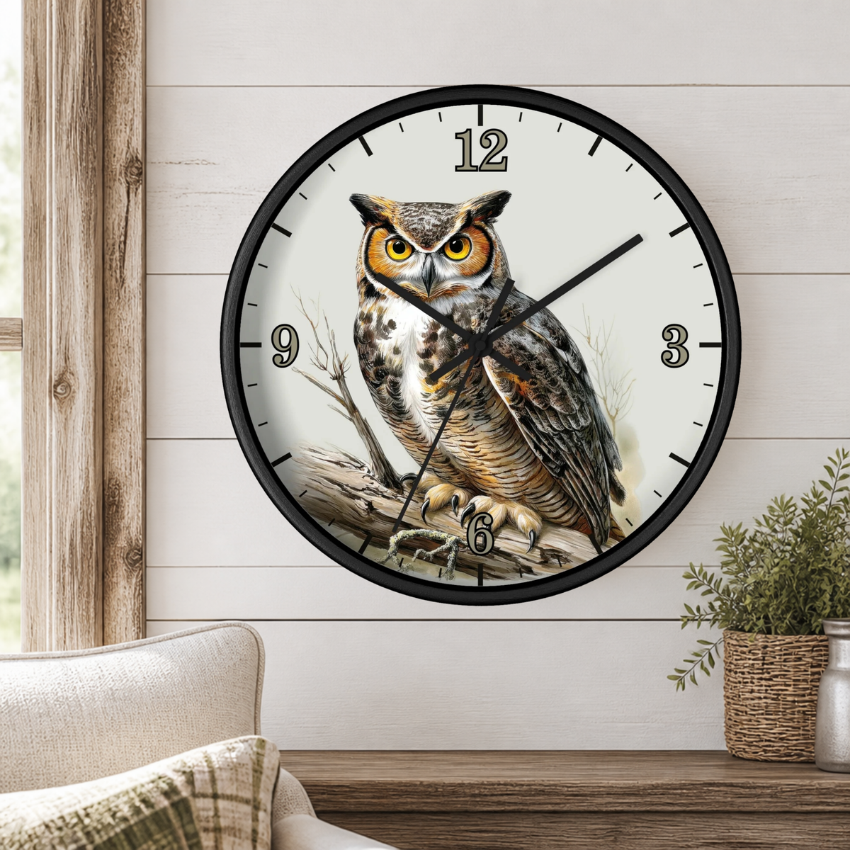 Great Horned Owl Wall Clock — Vintage Bird Decor